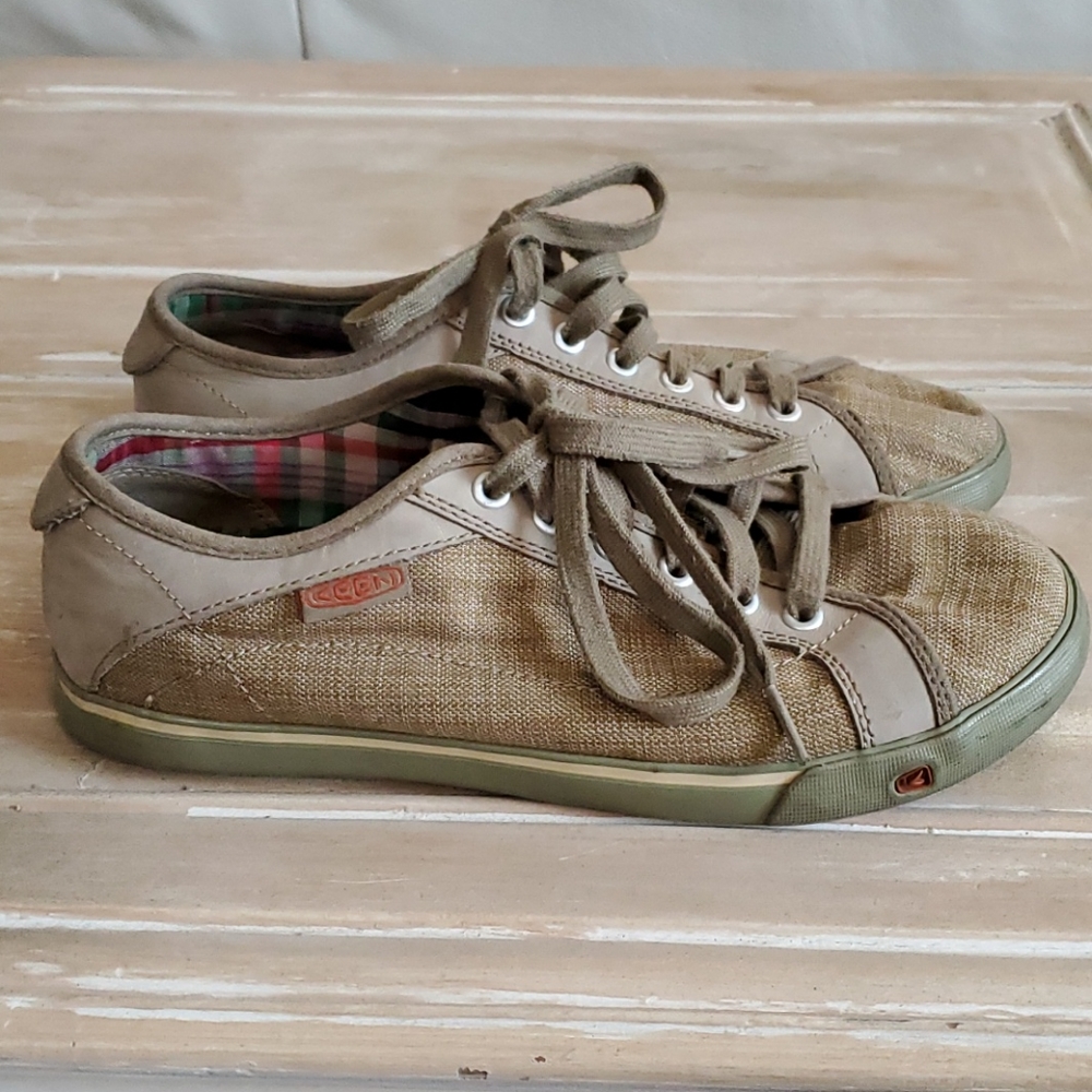 Keen Tan Low-Top Canvas Sneakers